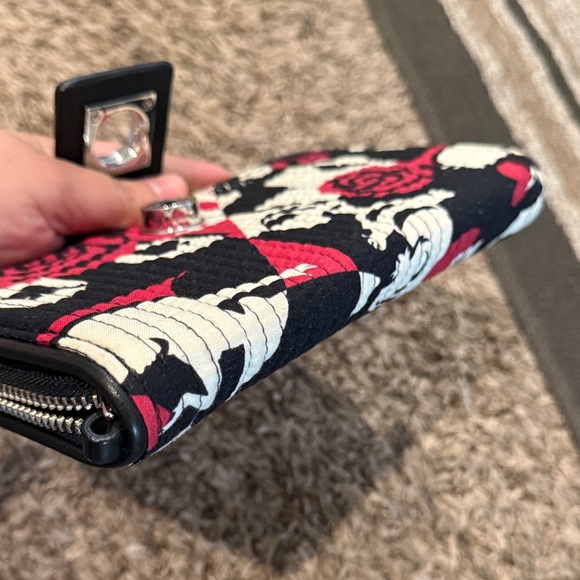 Vera Bradley Black and Red Wallet - Picture 6 of 7